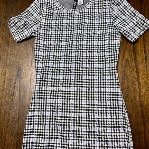 H&M Bodycon Mini Dress - Size Small - Like new - Picture 5 of 7